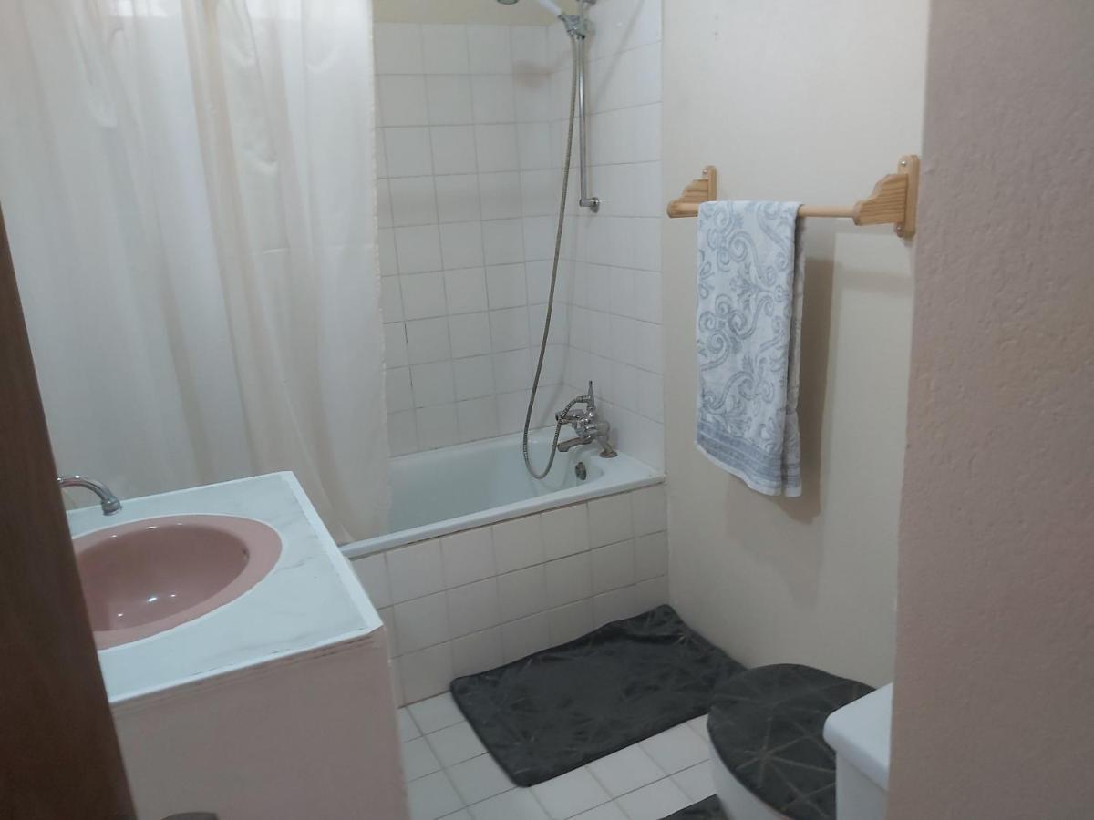 Ocean View Apartments Bridgetown Eksteriør billede