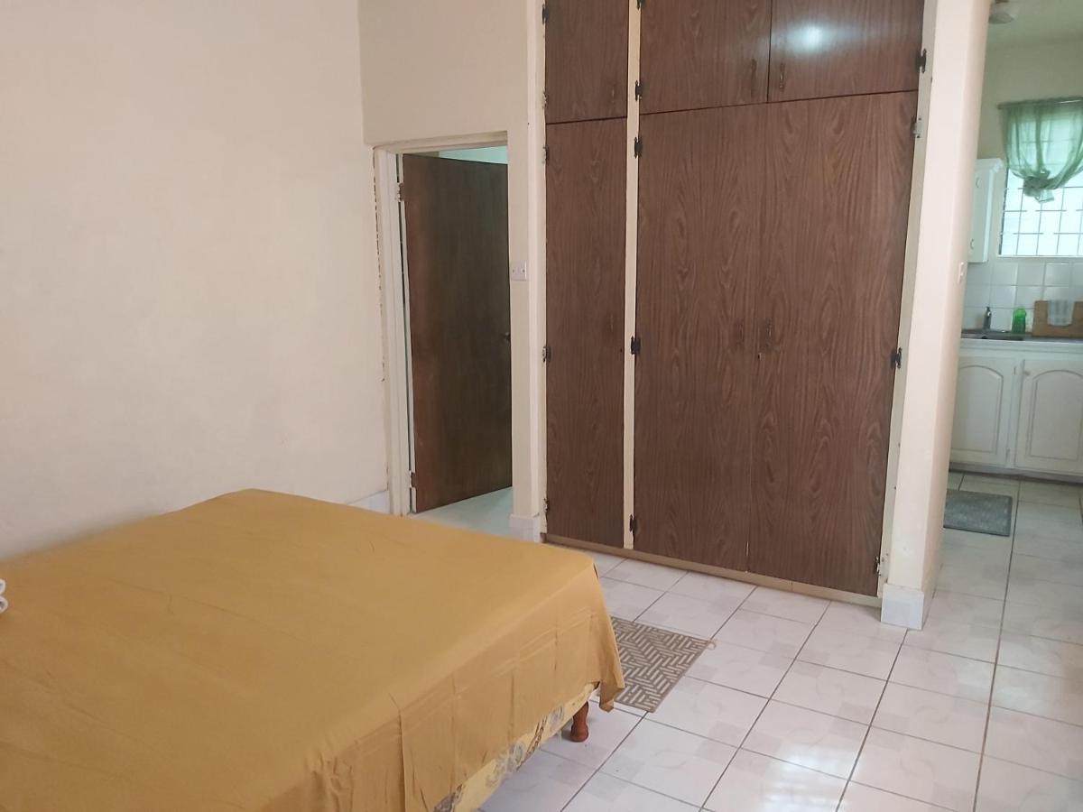 Ocean View Apartments Bridgetown Eksteriør billede