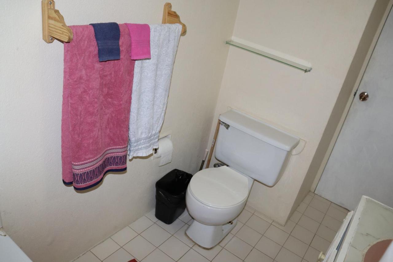 Ocean View Apartments Bridgetown Eksteriør billede